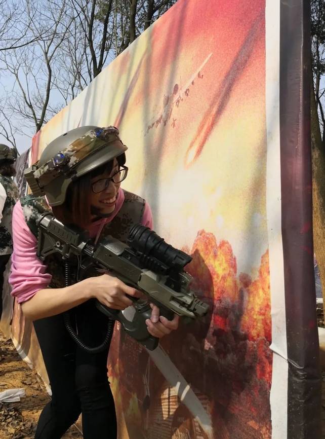 湖南鑫亿电梯有限公司,湖南观光电梯,加装住宅电梯