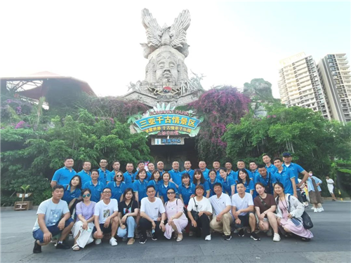 湖南鑫亿电梯有限公司,湖南观光电梯,加装住宅电梯